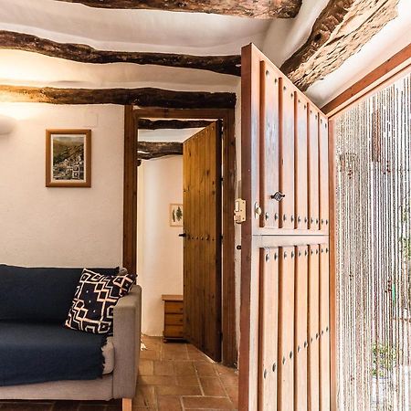 Pinos del Valle Casa Mundo - 16Th Century Traditional White Village House With Pool מראה חיצוני תמונה