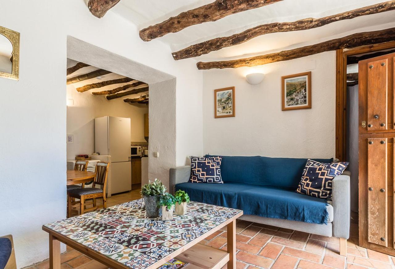 Pinos del Valle Casa Mundo - 16Th Century Traditional White Village House With Pool מראה חיצוני תמונה