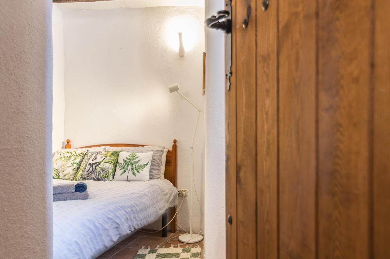 Pinos del Valle Casa Mundo - 16Th Century Traditional White Village House With Pool מראה חיצוני תמונה