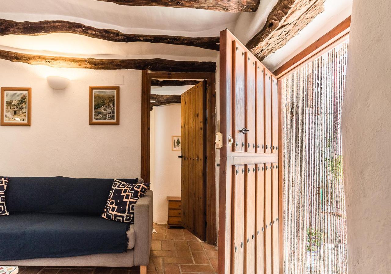 Pinos del Valle Casa Mundo - 16Th Century Traditional White Village House With Pool מראה חיצוני תמונה
